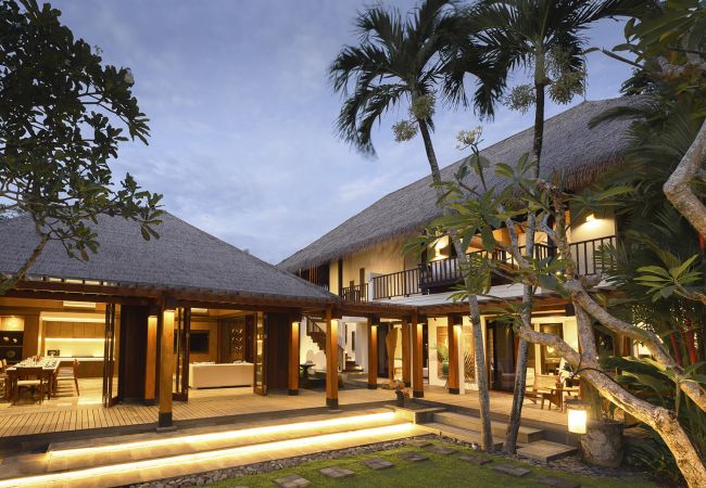 Vil.la en Mengwi - Bangkuang - Villa con piscina cerca de la playa de Bali Vil.la en Mengwi - Bangkuang - Villa con piscina cerca de la playa de Bali