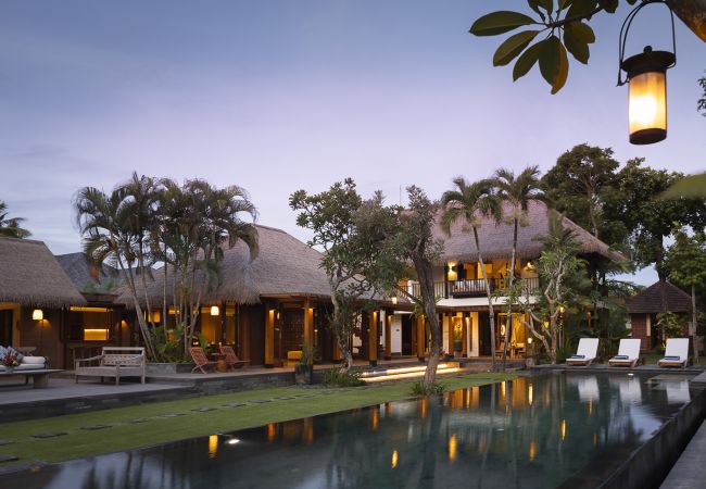 Vil.la en Mengwi - Bangkuang - Villa con piscina cerca de la playa de Bali Vil.la en Mengwi - Bangkuang - Villa con piscina cerca de la playa de Bali