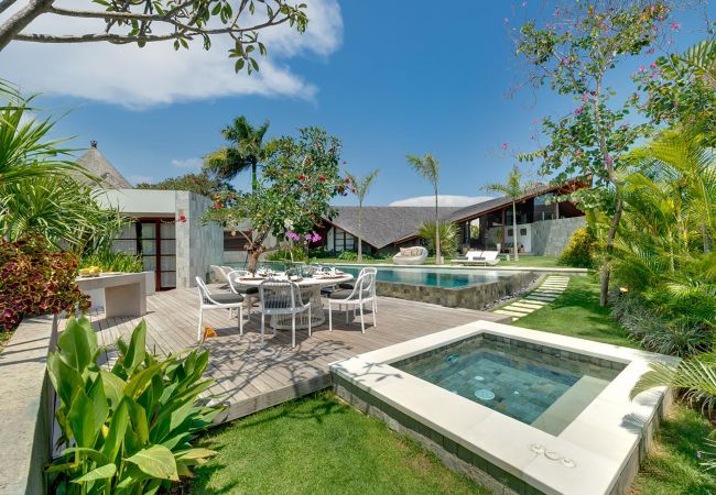 Vil.la en Seminyak - The layar - Four bedroom villa Vil.la en Seminyak - The layar - Four bedroom villa