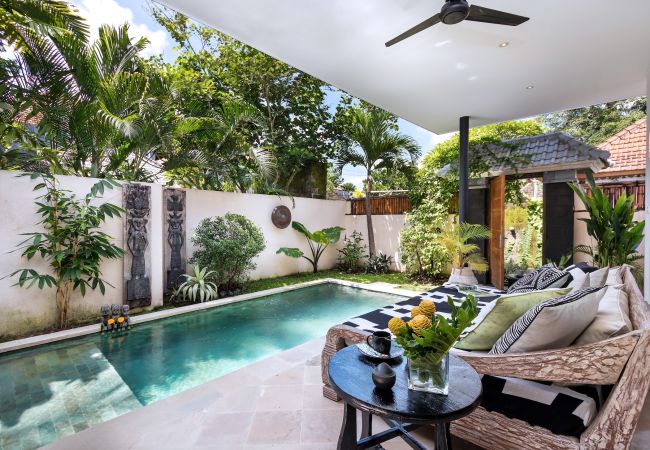 Vil.la en Ubud - Lora- Bonita casa de 1 habitación con piscina en Bali