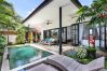Vil.la en Ubud - Lora- Bonita casa de 1 habitación con piscina en Bali Vil.la en Ubud - Lora- Bonita casa de 1 habitación con piscina en Bali