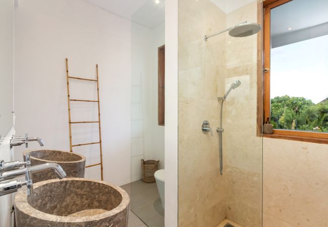 Vil.la en Mengwi - Manusa - Bonica casa de 4 habitacions amb piscina a Bali Vil.la en Mengwi - Manusa - Bonica casa de 4 habitacions amb piscina a Bali