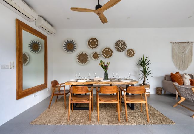 Vil.la en Mengwi - Manusa - Bonica casa de 4 habitacions amb piscina a Bali Vil.la en Mengwi - Manusa - Bonica casa de 4 habitacions amb piscina a Bali