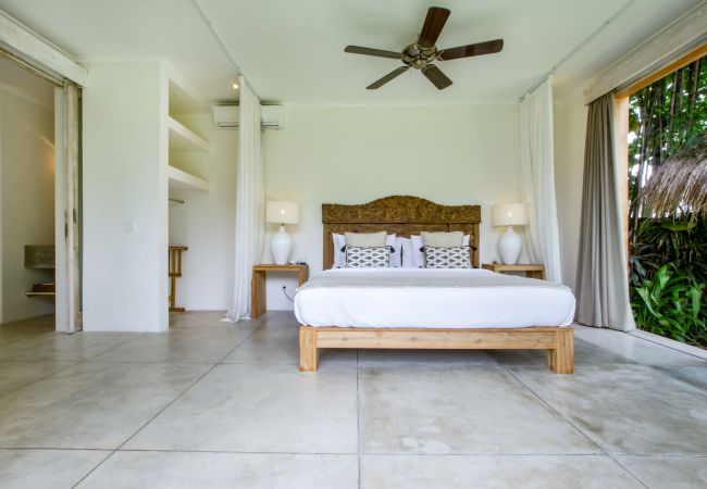 Vil.la en Kerobokan - Alea Estate- Espectacular casa de 18 persones amb piscina a Bali Vil.la en Kerobokan - Alea Estate- Espectacular casa de 18 persones amb piscina a Bali