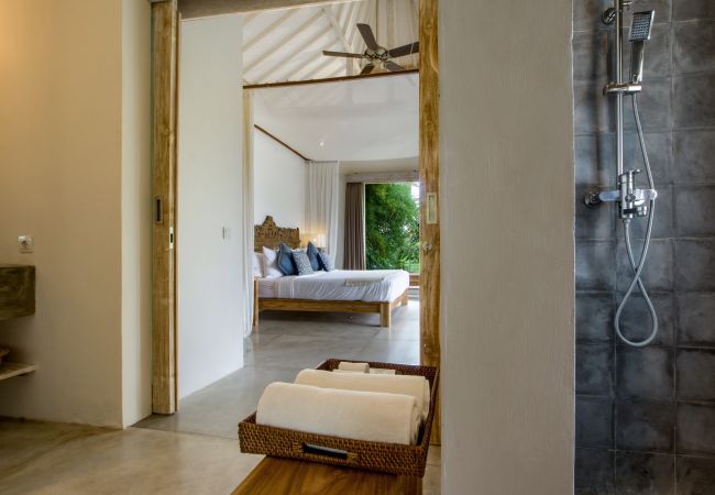 Vil.la en Kerobokan - Alea Estate- Espectacular casa de 18 persones amb piscina a Bali Vil.la en Kerobokan - Alea Estate- Espectacular casa de 18 persones amb piscina a Bali