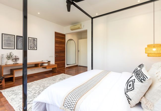 Vil.la en Seminyak - Cinta 1 - Espectacular casa de 3 habitacions amb piscina a prop de la platja de Bali Vil.la en Seminyak - Cinta 1 - Espectacular casa de 3 habitacions amb piscina a prop de la platja de Bali