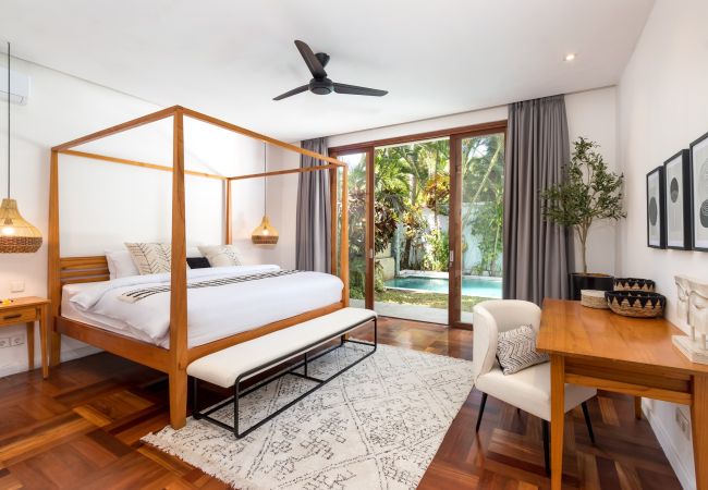 Vil.la en Seminyak - Cinta 1 - Espectacular casa de 3 habitacions amb piscina a prop de la platja de Bali Vil.la en Seminyak - Cinta 1 - Espectacular casa de 3 habitacions amb piscina a prop de la platja de Bali