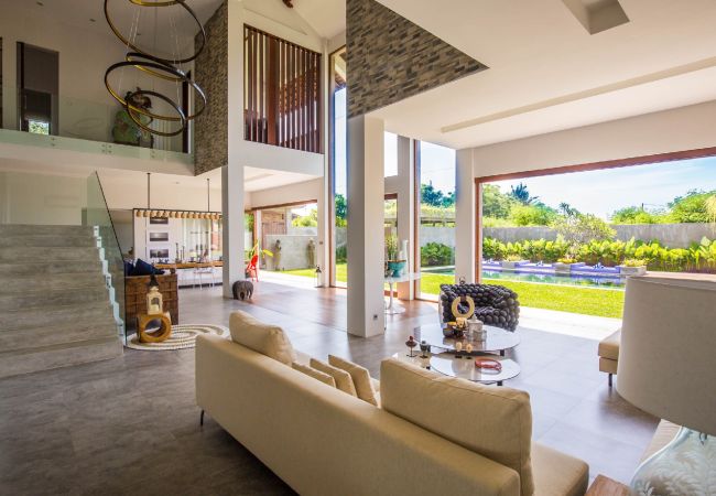 Vil.la en Sanur - Delphino- Espectacular casa per a 10 persones amb vistes al mar a prop de la platja de Bali Vil.la en Sanur - Delphino- Espectacular casa per a 10 persones amb vistes al mar a prop de la platja de Bali