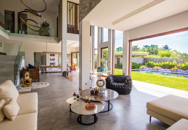 Vil.la en Sanur - Delphino- Espectacular casa per a 10 persones amb vistes al mar a prop de la platja de Bali Vil.la en Sanur - Delphino- Espectacular casa per a 10 persones amb vistes al mar a prop de la platja de Bali