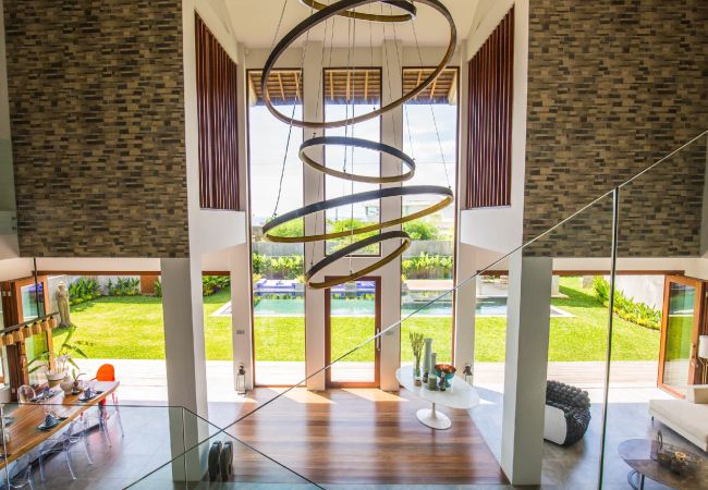 Vil.la en Sanur - Delphino- Espectacular casa per a 10 persones amb vistes al mar a prop de la platja de Bali Vil.la en Sanur - Delphino- Espectacular casa per a 10 persones amb vistes al mar a prop de la platja de Bali