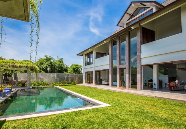 Vil.la en Sanur - Delphino- Espectacular casa per a 10 persones amb vistes al mar a prop de la platja de Bali Vil.la en Sanur - Delphino- Espectacular casa per a 10 persones amb vistes al mar a prop de la platja de Bali