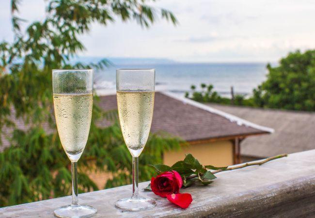 Vil.la en Sanur - Delphino- Espectacular casa per a 10 persones amb vistes al mar a prop de la platja de Bali Vil.la en Sanur - Delphino- Espectacular casa per a 10 persones amb vistes al mar a prop de la platja de Bali