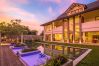 Vil.la en Sanur - Delphino- Espectacular casa per a 10 persones amb vistes al mar a prop de la platja de Bali Vil.la en Sanur - Delphino- Espectacular casa per a 10 persones amb vistes al mar a prop de la platja de Bali