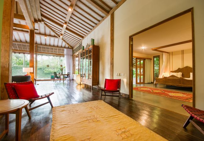 Vil.la en Canggu - Desa Roro Estate- Espectacular casa de 7 habitacions a prop de la platja de Bali Vil.la en Canggu - Desa Roro Estate- Espectacular casa de 7 habitacions a prop de la platja de Bali