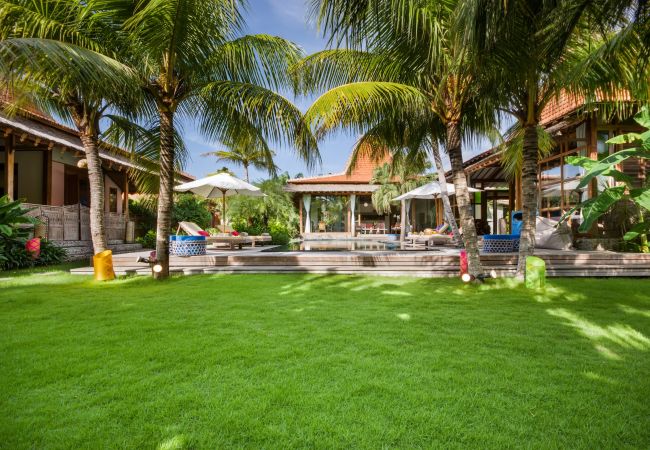 Vil.la en Canggu - Desa Roro Estate- Espectacular casa de 7 habitacions a prop de la platja de Bali Vil.la en Canggu - Desa Roro Estate- Espectacular casa de 7 habitacions a prop de la platja de Bali