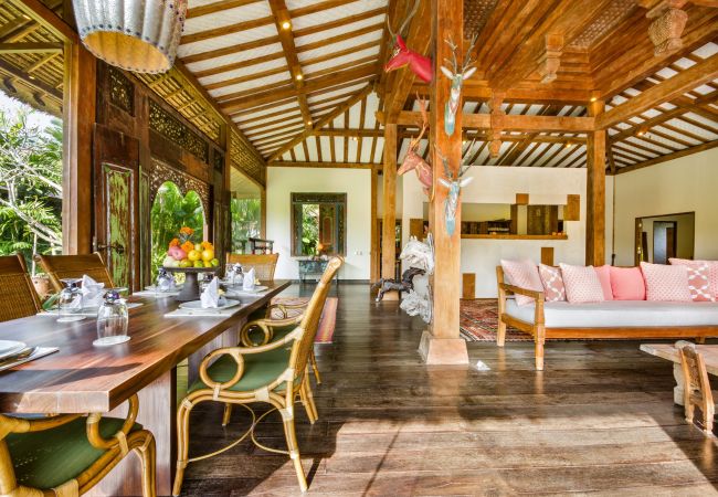 Vil.la en Canggu - Desa Roro Estate- Espectacular casa de 7 habitacions a prop de la platja de Bali Vil.la en Canggu - Desa Roro Estate- Espectacular casa de 7 habitacions a prop de la platja de Bali
