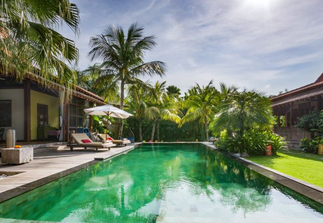 Vil.la en Canggu - Desa Roro Estate- Espectacular casa de 7 habitacions a prop de la platja de Bali Vil.la en Canggu - Desa Roro Estate- Espectacular casa de 7 habitacions a prop de la platja de Bali