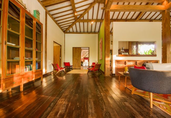 Vil.la en Canggu - Desa Roro Estate- Espectacular casa de 7 habitacions a prop de la platja de Bali Vil.la en Canggu - Desa Roro Estate- Espectacular casa de 7 habitacions a prop de la platja de Bali