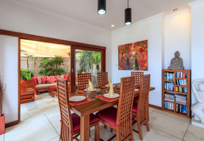 Vil.la en Candidasa - pantai candidasa - Bonica casa de 2 habitacions amb impressionants vistes al mar a Bali Vil.la en Candidasa - pantai candidasa - Bonica casa de 2 habitacions amb impressionants vistes al mar a Bali