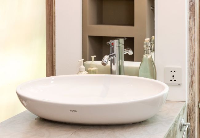 Vil.la en Kerobokan - Little Manao - Bonica casa de 4 habitacions amb piscina a Bali Vil.la en Kerobokan - Little Manao - Bonica casa de 4 habitacions amb piscina a Bali