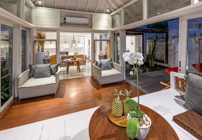Vil.la en Seminyak - The chands one A - Casa d'1 habitació a primera línea amb impressionants vistes al mar de Bali Vil.la en Seminyak - The chands one A - Casa d'1 habitació a primera línea amb impressionants vistes al mar de Bali