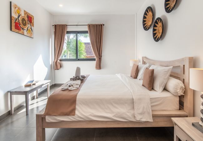Vil.la en Seminyak - Wiana- Villa per a 6 persones amb piscina a prop de la platja de Bali Vil.la en Seminyak - Wiana- Villa per a 6 persones amb piscina a prop de la platja de Bali
