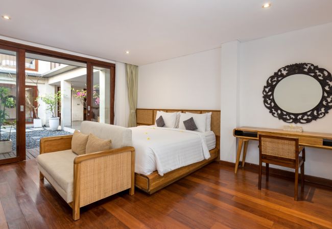 Vil.la en Seminyak - The chands three A- Casa a primera línia de 3 habitacions amb impressionants vistes al mar de Bali Vil.la en Seminyak - The chands three A- Casa a primera línia de 3 habitacions amb impressionants vistes al mar de Bali