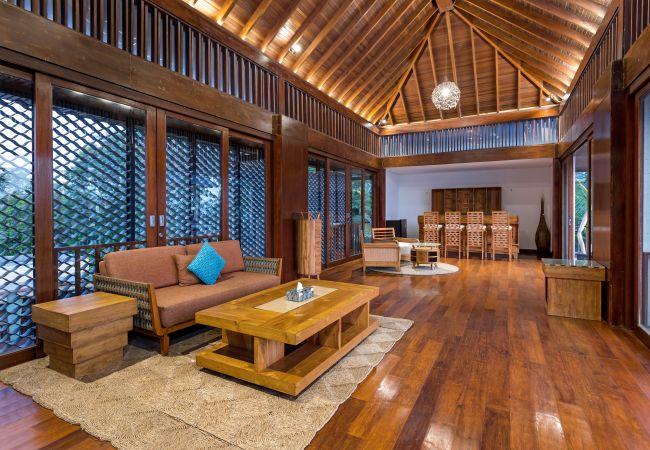 Vil.la en Seminyak - The chands three A- Casa a primera línia de 3 habitacions amb impressionants vistes al mar de Bali Vil.la en Seminyak - The chands three A- Casa a primera línia de 3 habitacions amb impressionants vistes al mar de Bali
