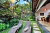 Vil.la en Seminyak - Anjali Purple - Villa d'1 habitació amb piscina a Bali Vil.la en Seminyak - Anjali Purple - Villa d'1 habitació amb piscina a Bali
