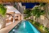 Vil.la en Seminyak - Swan 1- Villa de 2 habitacions amb piscina a Bali Vil.la en Seminyak - Swan 1- Villa de 2 habitacions amb piscina a Bali