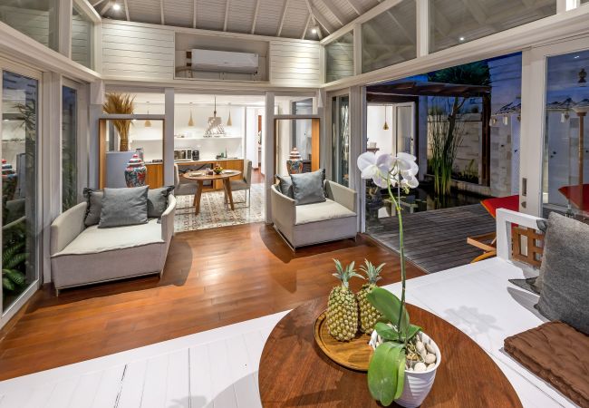 Vil.la en Seminyak - The chands one B- Casa a primera línia de 1 habitació amb impressionants vistes al mar de Bali Vil.la en Seminyak - The chands one B- Casa a primera línia de 1 habitació amb impressionants vistes al mar de Bali