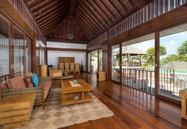 Vil.la en Seminyak - The chands three B- Casa a primera línia de 3 habitacions amb impressionants vistes al mar de Bali