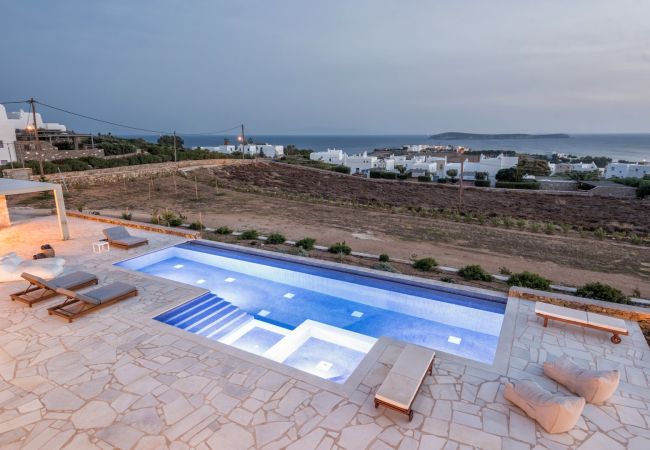 Vil.la en Paros - Fantàstica vila per a 8 persones amb vistes al mar i prop de la platja a Grècia Vil.la en Paros - Fantàstica vila per a 8 persones amb vistes al mar i prop de la platja a Grècia