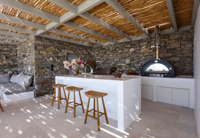 Vil.la en Paros - Casa espectacular per a 14 persones amb boniques vistes al mar a prop Golden Beach Vil.la en Paros - Casa espectacular per a 14 persones amb boniques vistes al mar a prop Golden Beach