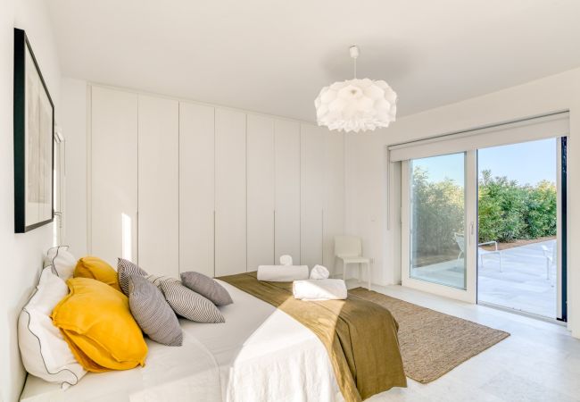 Vil.la en Paros - Casa espectacular per a 10 persones amb impressionants vistes al mar a prop Golden Beach Vil.la en Paros - Casa espectacular per a 10 persones amb impressionants vistes al mar a prop Golden Beach