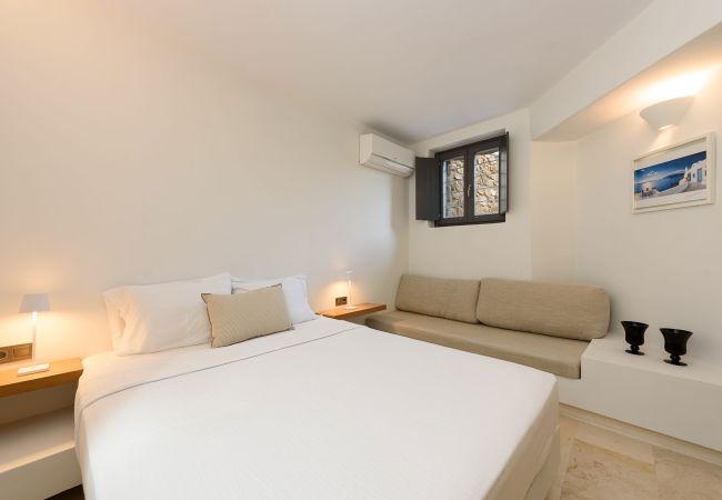 Vil.la en Paros - Bellevue - Preciosa casa per a 8 persones amb impressionants vistes al mar a prop de la platja de Grècia a Paros Vil.la en Paros - Bellevue - Preciosa casa per a 8 persones amb impressionants vistes al mar a prop de la platja de Grècia a Paros