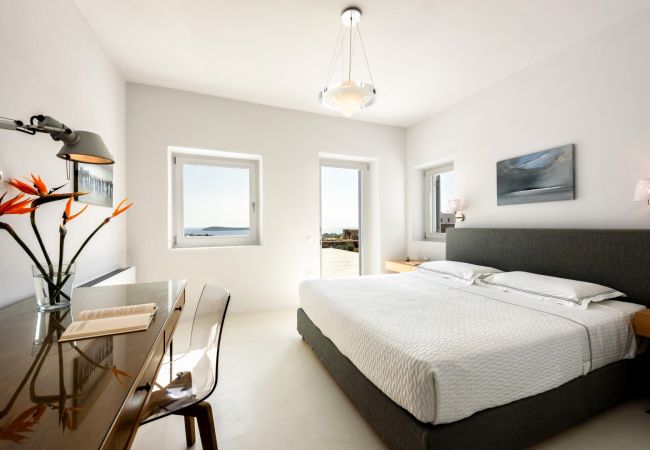 Vil.la en Paros - Electra -Villa per a 10 persones amb boniques vistes al mar a Paros Vil.la en Paros - Electra -Villa per a 10 persones amb boniques vistes al mar a Paros