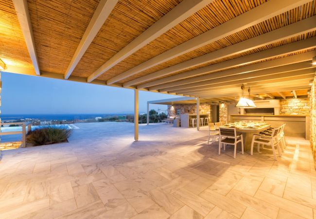 Vil.la en Paros -  Eos - Villa per a 10 persones a prop de la platja de Golden Beach (Grècia) Vil.la en Paros -  Eos - Villa per a 10 persones a prop de la platja de Golden Beach (Grècia)