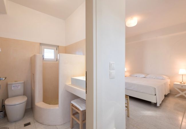 Vil.la en Paros -  Eridan - Espectacular casa per a 8 amb piscina i boniques vistes al mar a Vil.la en Paros -  Eridan - Espectacular casa per a 8 amb piscina i boniques vistes al mar a