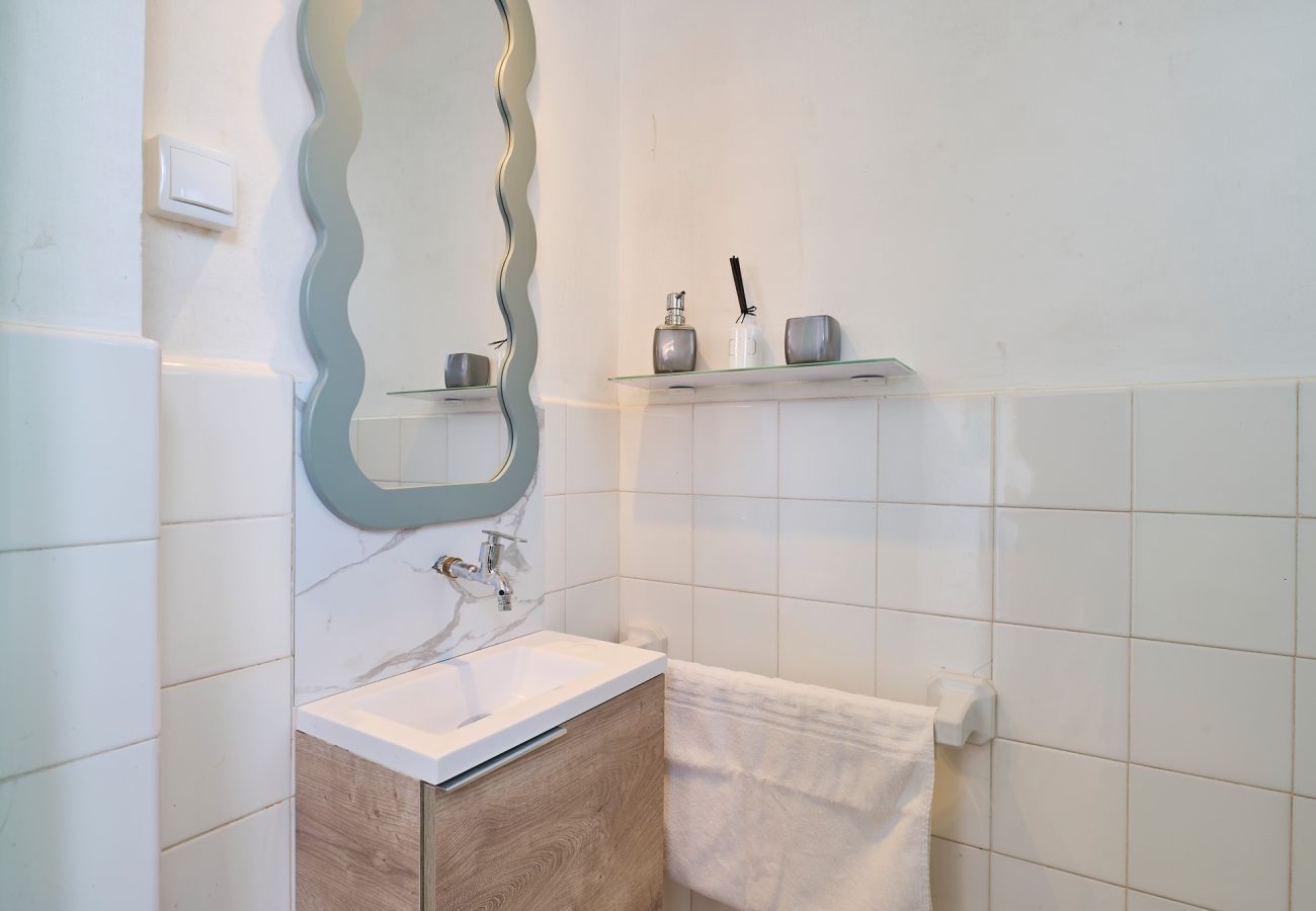 Apartament en Llafranc - 1XIC 02 -Apartament al centre de Llafranc a segona línea de mar
