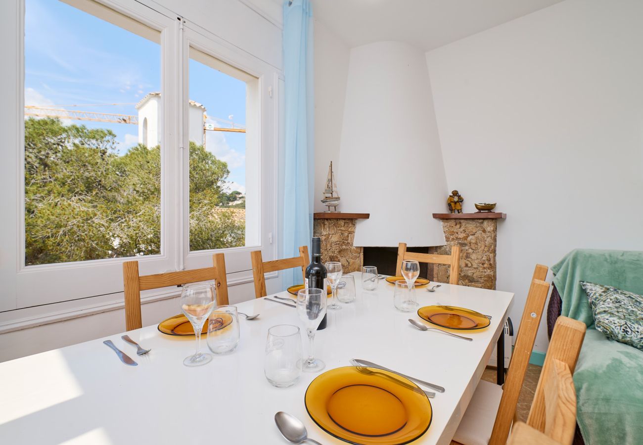 Apartament en Llafranc - 1XIC 02 -Apartament al centre de Llafranc a segona línea de mar