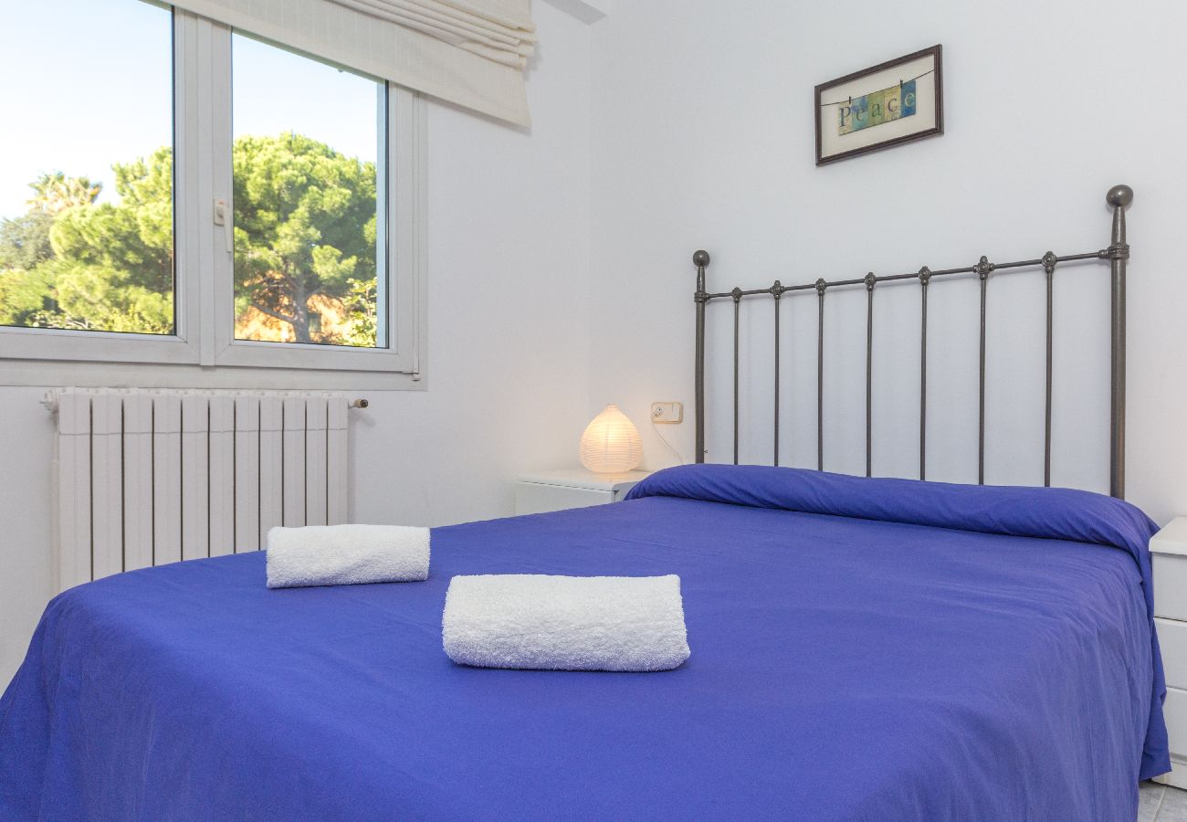 Villa in Calella de Palafrugell - 1ALB 01 - Apartment for 6 people  located in Calella de Palafrugell, just 350m from the beach 