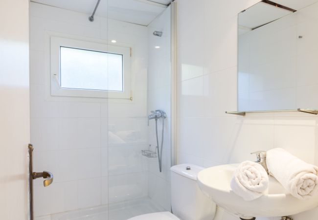 Apartment in Llafranc - 1ANC 09 - Basic 1 bedroom apartment located very close to the beach of Llafranc Apartment in Llafranc - 1ANC 09 - Basic 1 bedroom apartment located very close to the beach of Llafranc