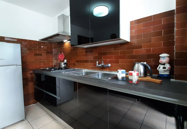 Apartment in Pals - 1ARCH1 Basic 2 bedroom apartment close to the lovely beach of Pals. Apartment in Pals - 1ARCH1 Basic 2 bedroom apartment close to the lovely beach of Pals.