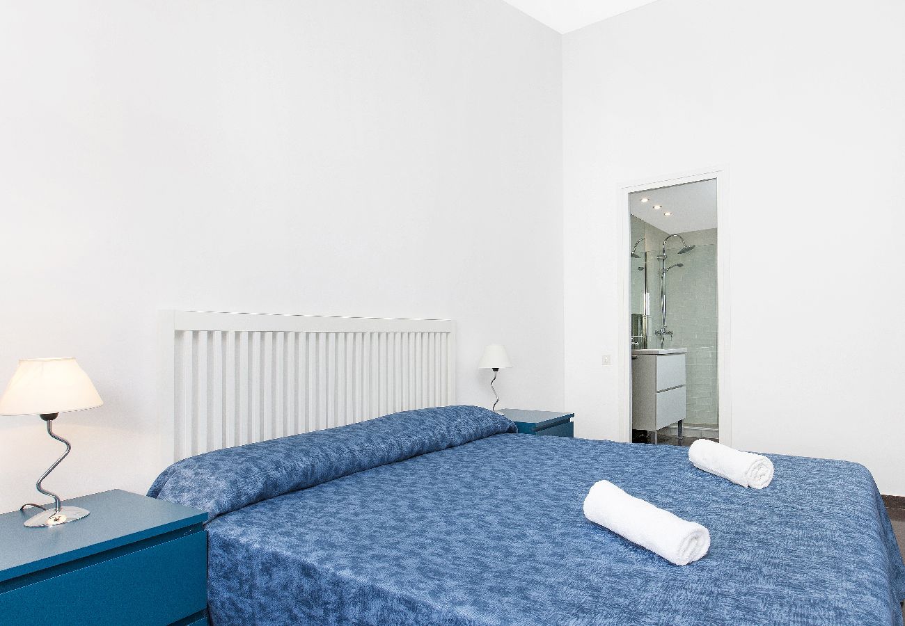 Apartment in Calella de Palafrugell - 1CP10B - Basic but bright 2 bedroom apartment with communal swimming pool near the beach of Calella de Palafrugell