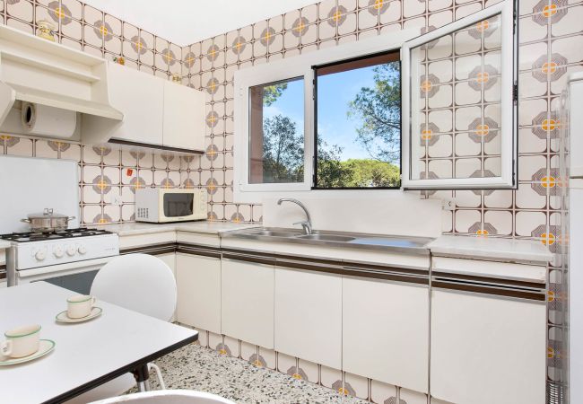 Villa in Calella de Palafrugell - 1BENET 1 - House divided into 3 totally independent apartments with shared pool just 1 km from the beach of Calella de Palafrugell Villa in Calella de Palafrugell - 1BENET 1 - House divided into 3 totally independent apartments with shared pool just 1 km from the beach of Calella de Palafrugell