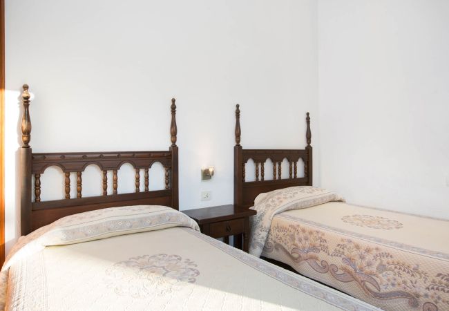 Villa in Calella de Palafrugell - 1BENET 1 - House divided into 3 totally independent apartments with shared pool just 1 km from the beach of Calella de Palafrugell Villa in Calella de Palafrugell - 1BENET 1 - House divided into 3 totally independent apartments with shared pool just 1 km from the beach of Calella de Palafrugell