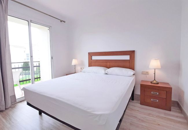 Apartment in Calella de Palafrugell - 1CB - E3 Apartment with swimming-pool and garden located very close to the beach Apartment in Calella de Palafrugell - 1CB - E3 Apartment with swimming-pool and garden located very close to the beach