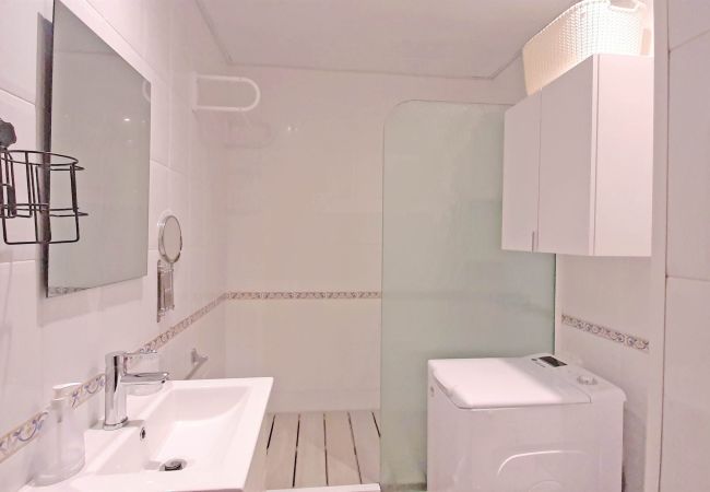 Apartment in Calella de Palafrugell - 1CB - E3 Apartment with swimming-pool and garden located very close to the beach Apartment in Calella de Palafrugell - 1CB - E3 Apartment with swimming-pool and garden located very close to the beach