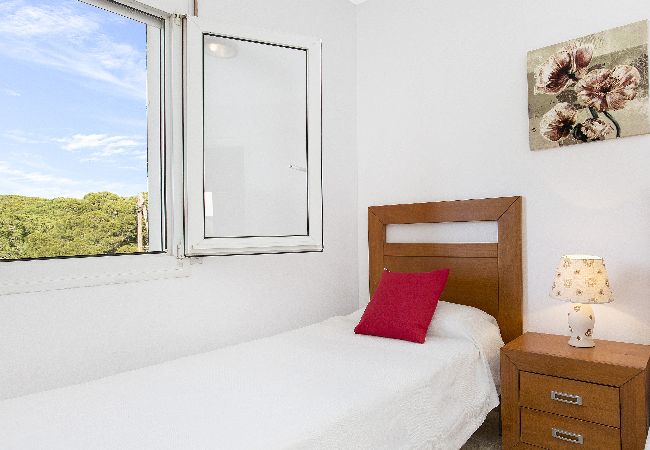 Apartment in Calella de Palafrugell - 1CB E6 - 2 Bedrooms apartment in a very quiet area with garden and community pool near the beach of Calella de Palafrugell Apartment in Calella de Palafrugell - 1CB E6 - 2 Bedrooms apartment in a very quiet area with garden and community pool near the beach of Calella de Palafrugell